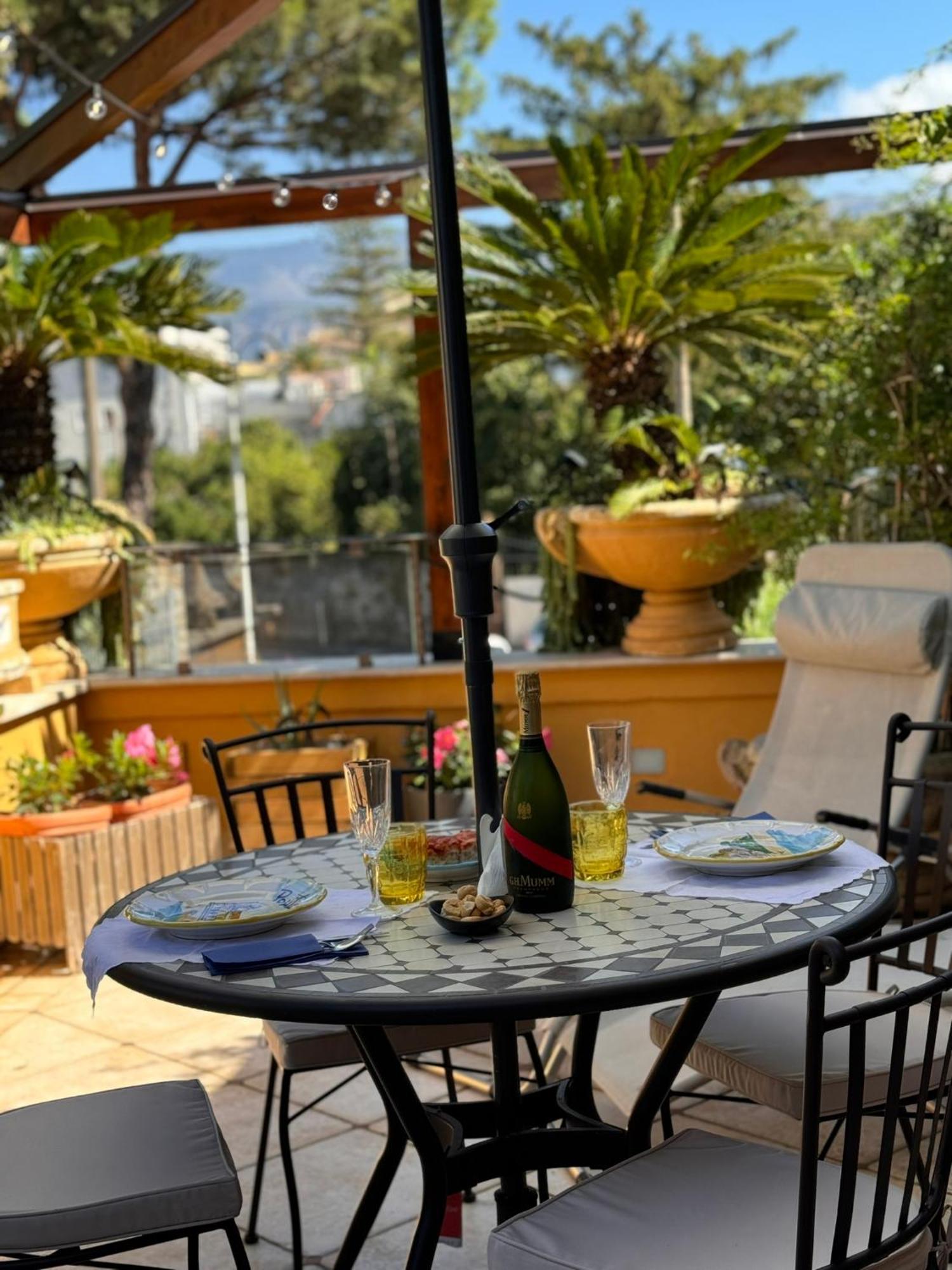 Relais Sorrento Terrace And Relax Bed & Breakfast Eksteriør bilde